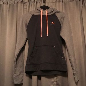 Under Armour sweatshirt